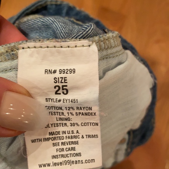 Level 99 denim distressed shorts - Picture 5 of 5